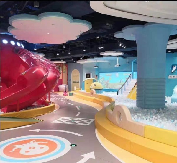 PVC彩绘地胶安装流程   